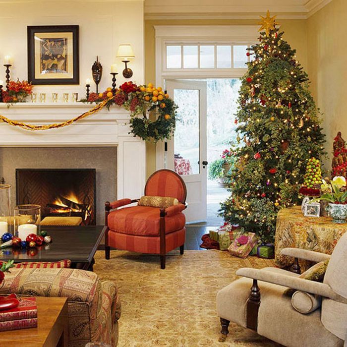 How to christmas decorate a small living room